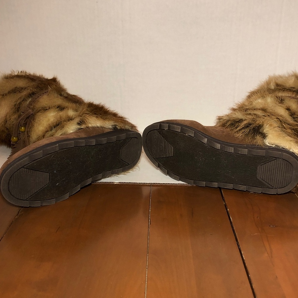 MukLuks boots Brown Faux Fur with Knit Cuff - Picture 8 of 10